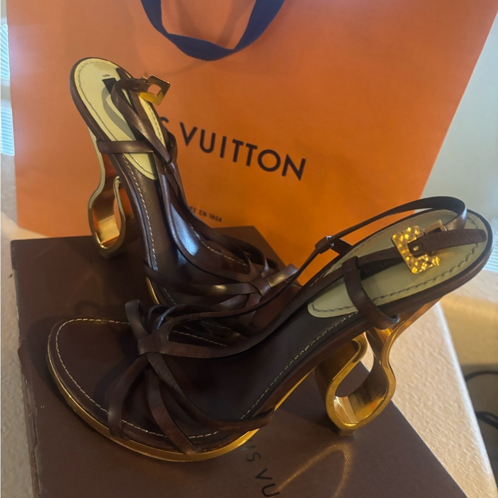 Louis Vuitton Vintage Brown Strappy Heels